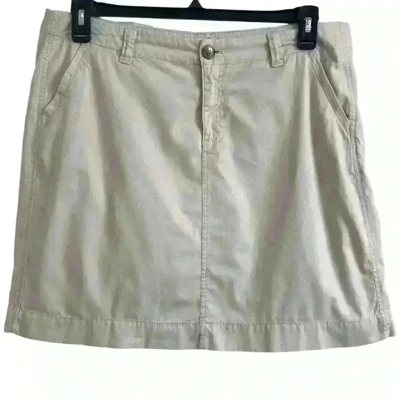 Old Navy Dresses & Skirts - Old Navy casual skirt size 12 Beige Pockets Knee Length